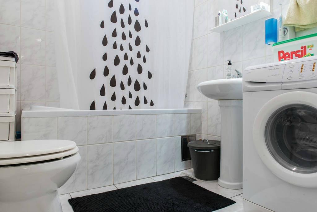 Spacious 1-Bedroom Apartment نوفي ساد المظهر الخارجي الصورة